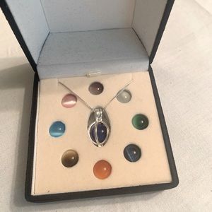 18” Necklace with interchangeable pendant stones